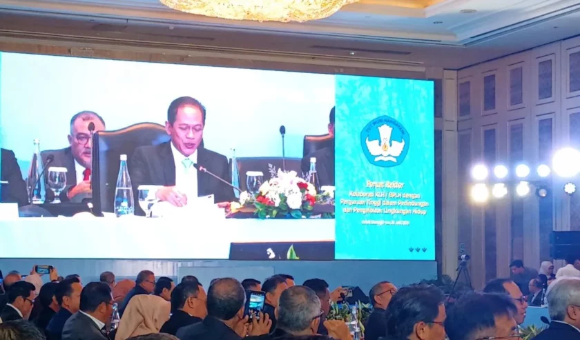 Menteri Lingkungan Hidup, Hanif Faisol (dok ANTARA)