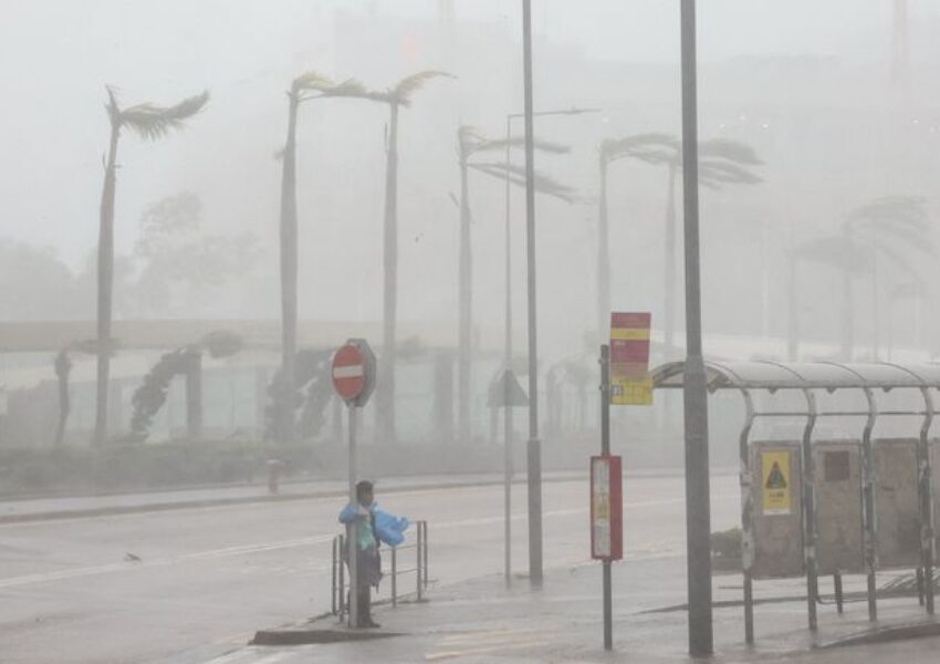 Topan Ragasa di Hongkong