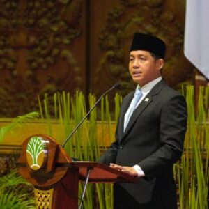 Menhut Raja Juli
