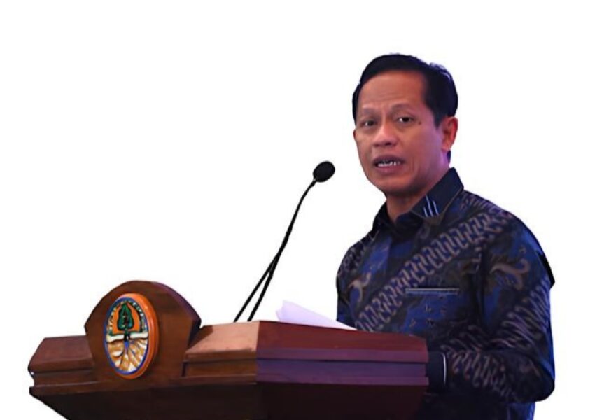 Menteri Hanif Faisol Nurofiq