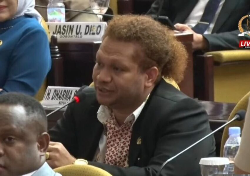 Senator Paul Vincent Mayor (Tangkapan layar SustainLife Today)