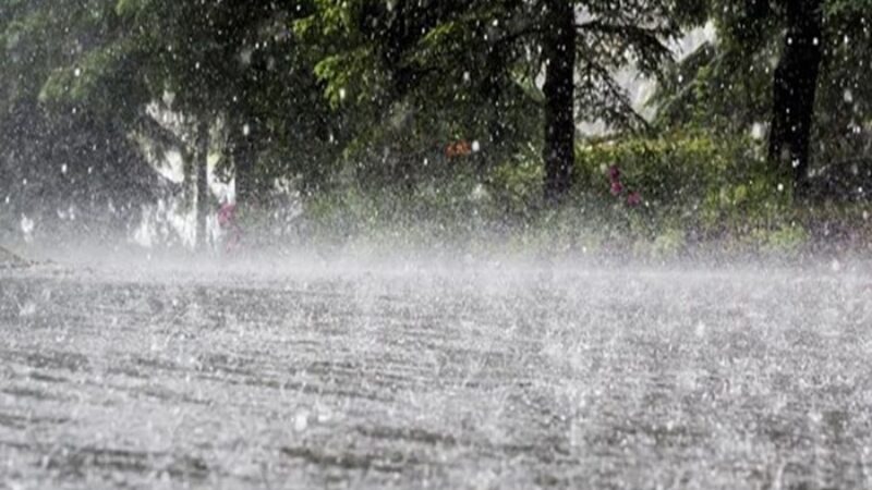 illustrasi curah hujan tinggi