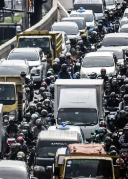 Ilustrasi Kendaraan Bermotor di Jakarta. (ANTARA FOTO:Aprillio Akbar:aww)