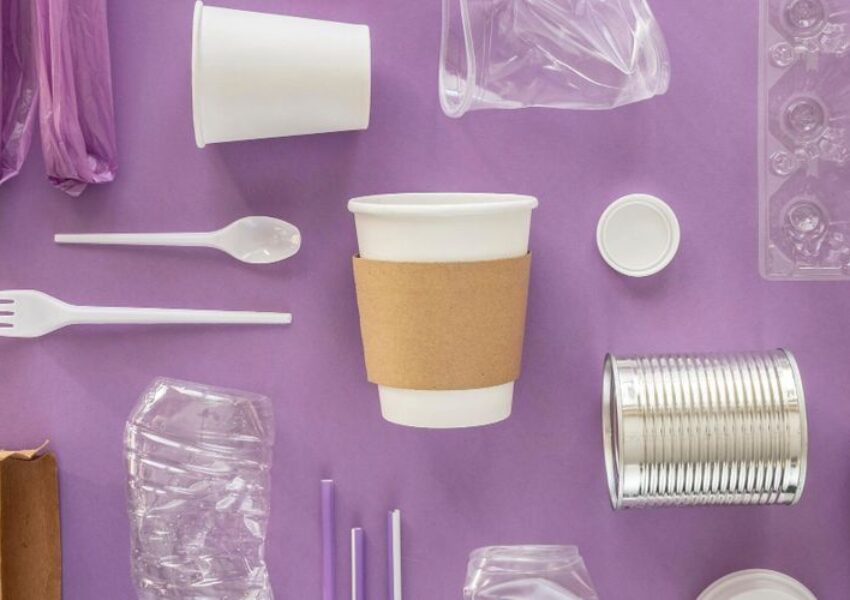 Ilustrasi Plastik