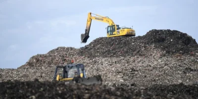 Sampah Bantargebang (ANTARA FOTO:Akbar Nugroho Gumay:YU)