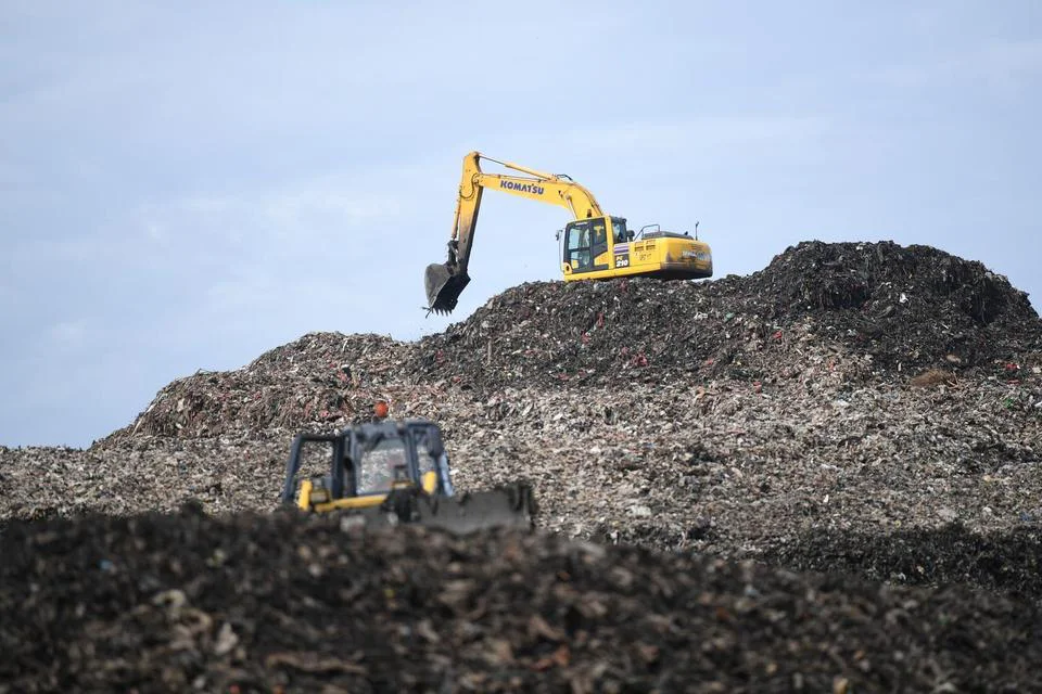 Sampah Bantargebang (ANTARA FOTO:Akbar Nugroho Gumay:YU)