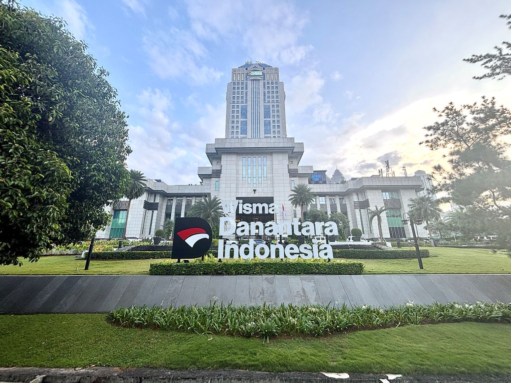 gedung wisma danantara indonesia 3