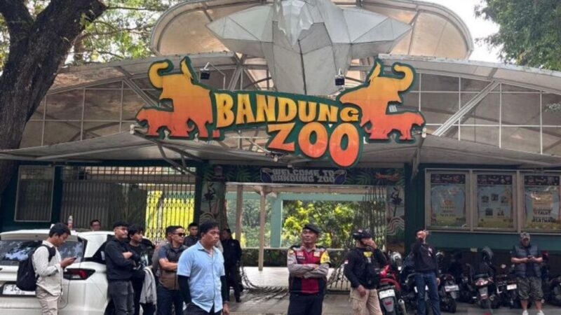 Bandung Zoo (ANTARA:Rubby Jovan)