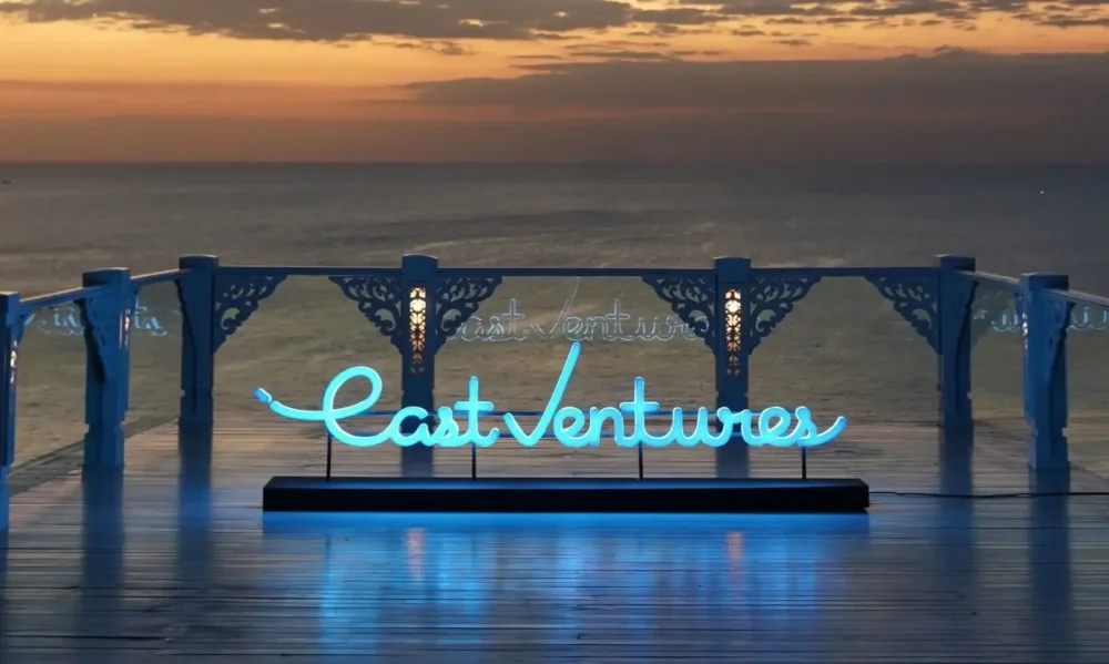 Logo EAST VENTURES