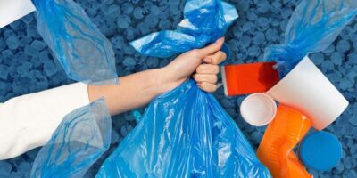 Ilustrasi Plastik