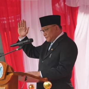 Menteri LH Jumhur Hidayat
