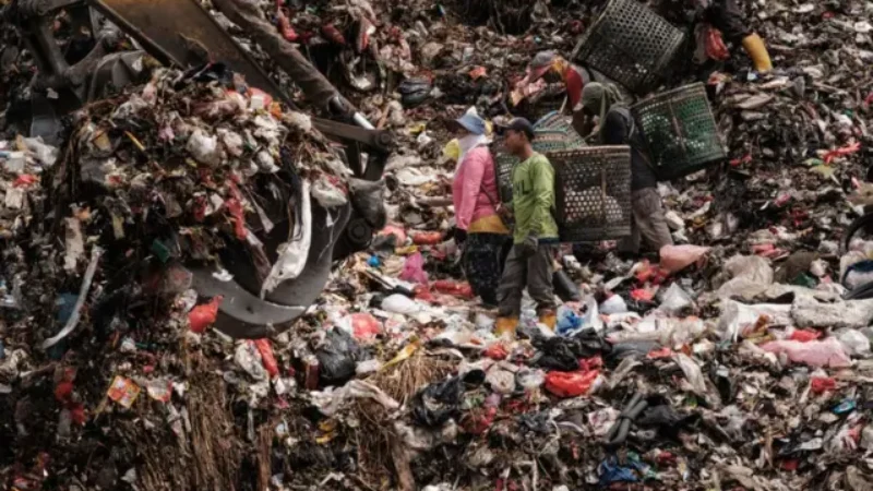 Sampah di Bantargebang (dok BBC)