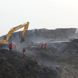 Kebakaran di TPA Jatiwaringin (dok BNPB)