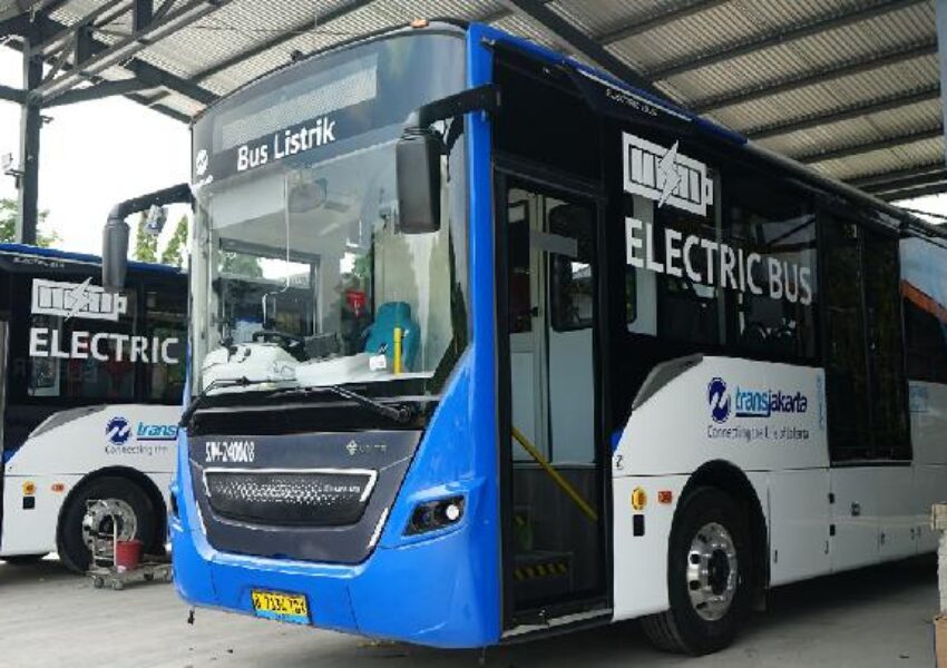 Bus Listrik DAMRI (Dok Tempo)