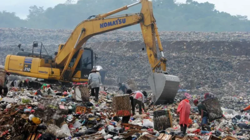Ilustrasi Sampah (dok Antara Foto:Arif Firmansyah)