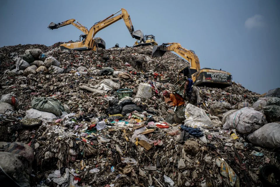 Ilustrasi TPS Open Dumping