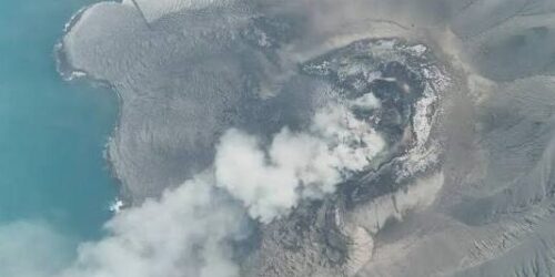Abu Vulkanik Krakatau