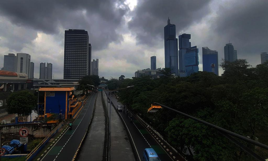 Ilustrasi Mendung di Jakarta