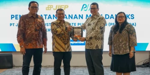 PT JIEP