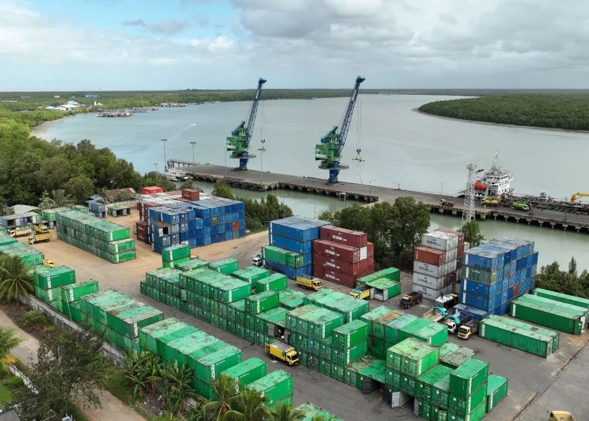 Green Port Ilustrasi