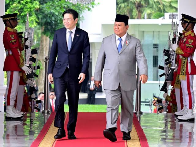 PM Singapura, Lawrence Wong bersama Presiden Prabowo pada Oktober 2024